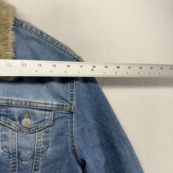Vintage Levis Denim Jacket Women's Large MIS blue Fur Collar 77735-0361 Cropped - Picture 9 of 11